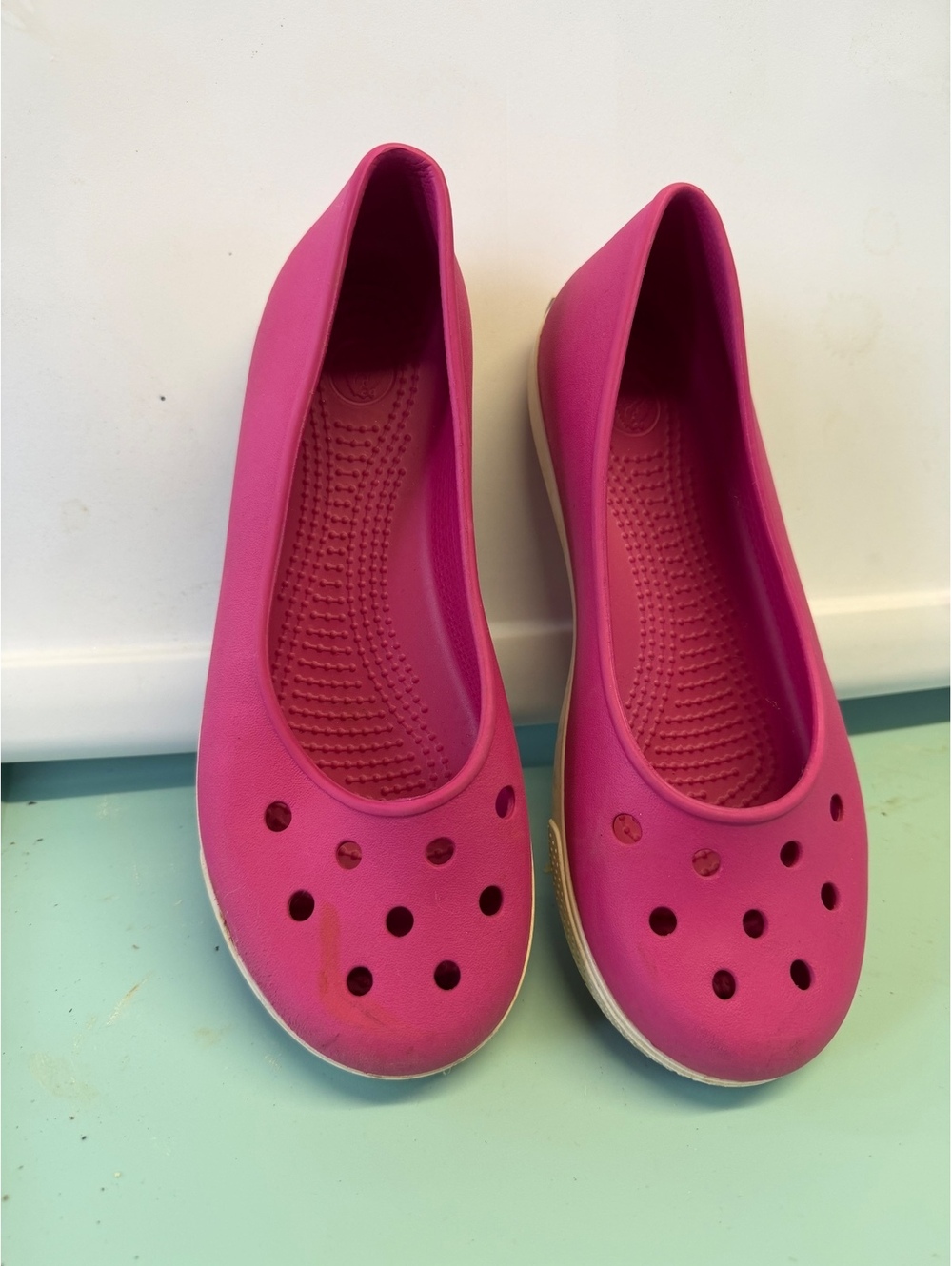 Crocs Pink Ballet Flats Women's Size 8